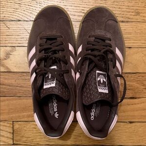 Adidas Women’s Gazelles Sneakers